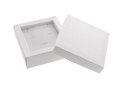 Self-Assembly White box 82x82